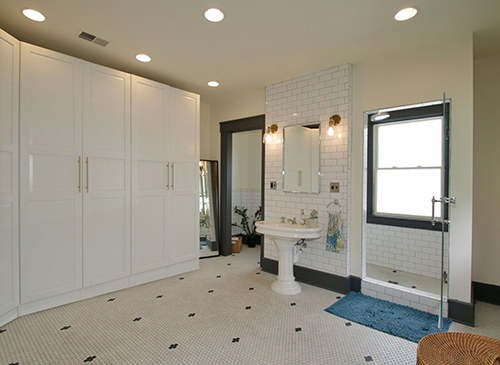 2nd Floor Master Bath 8.jpg